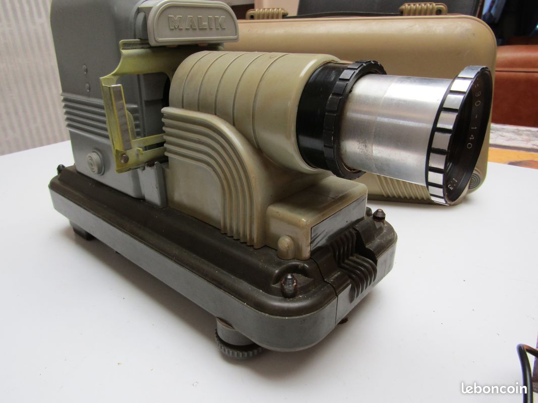 Vieille Boîte à Lumière Magnolux Pour Diapositives - Projecteur Aldis 300 Des Années 50