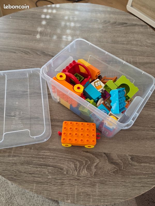 Lot de jouets divers a débattre - Jeux & Jouets