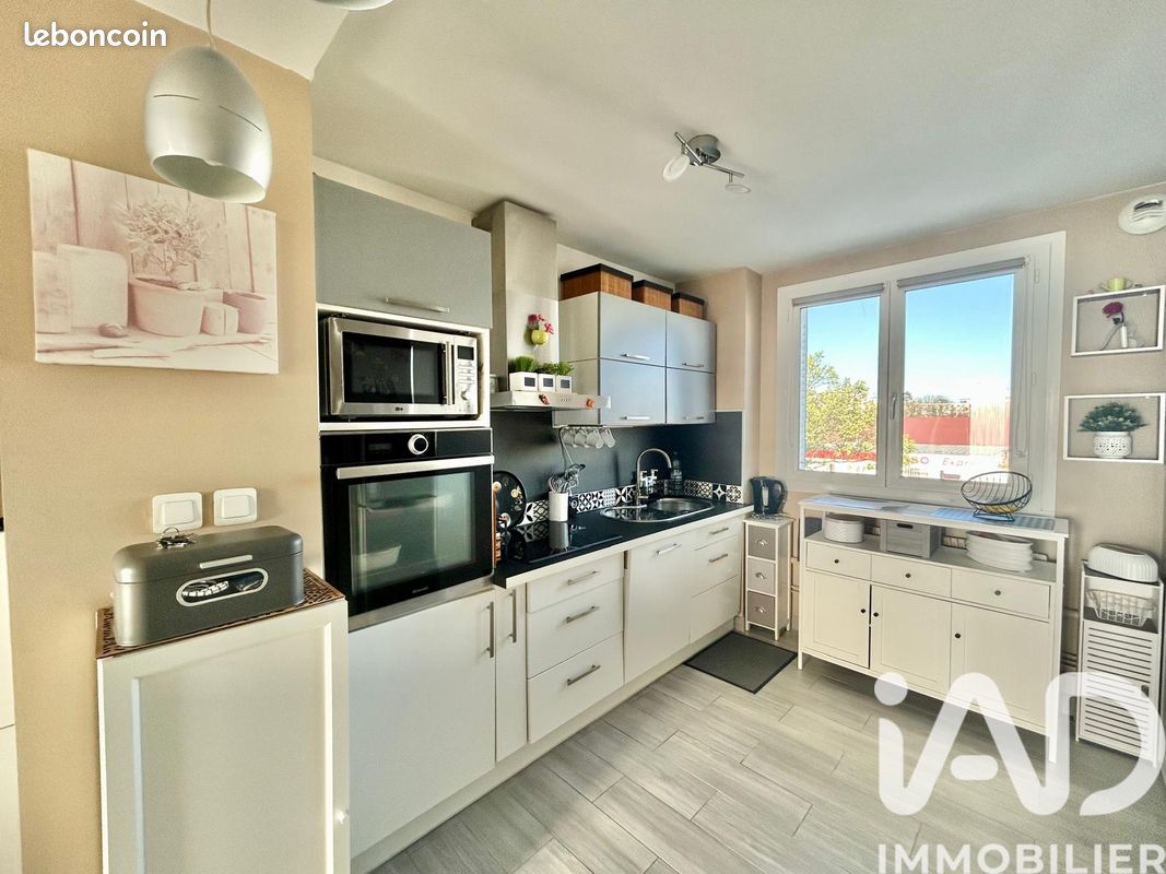Appartement 3 pièces 66 m² · à Oullins-Pierre-Bénite · 66 m² · 169 000 €