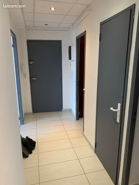 Appartement 3 pièces 57 m² · à Montbéliard · 57 m² · 61 000 €