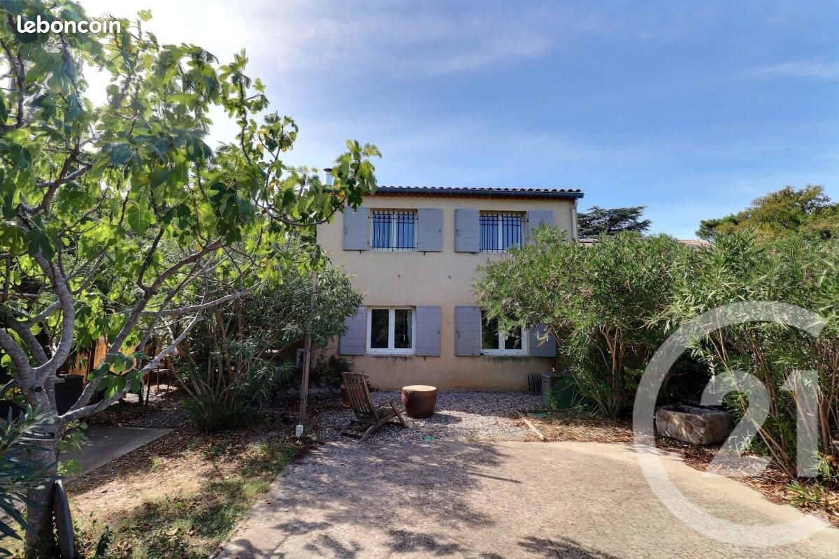 Maison 6 pièces 120 m² · à Saint-Saturnin-lès-Avignon · 120 m² · 279 000 €