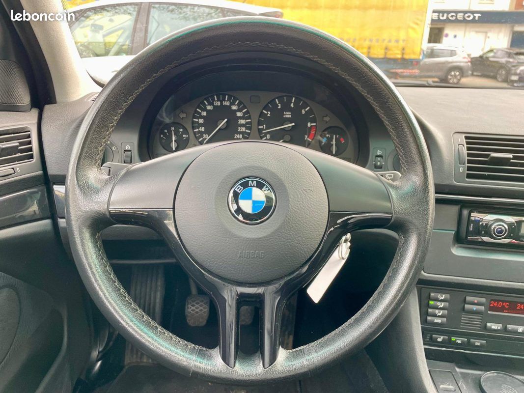 BMW SERIE 5 E39 525i 192 SPORT (image 16)