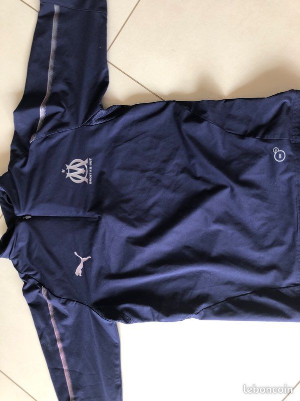 Jogging om 9-10 ans taille 140cm (image 3)