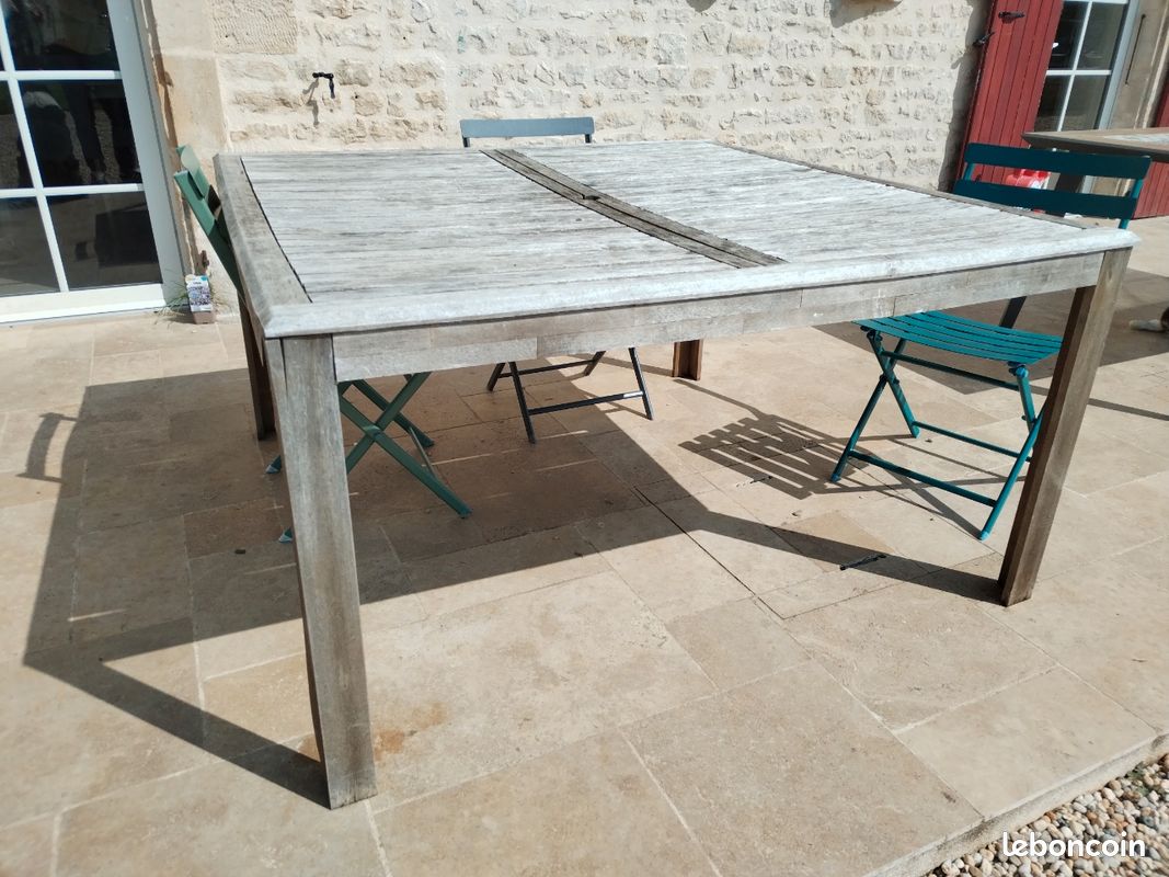 Table extérieur teck carré (image 1)