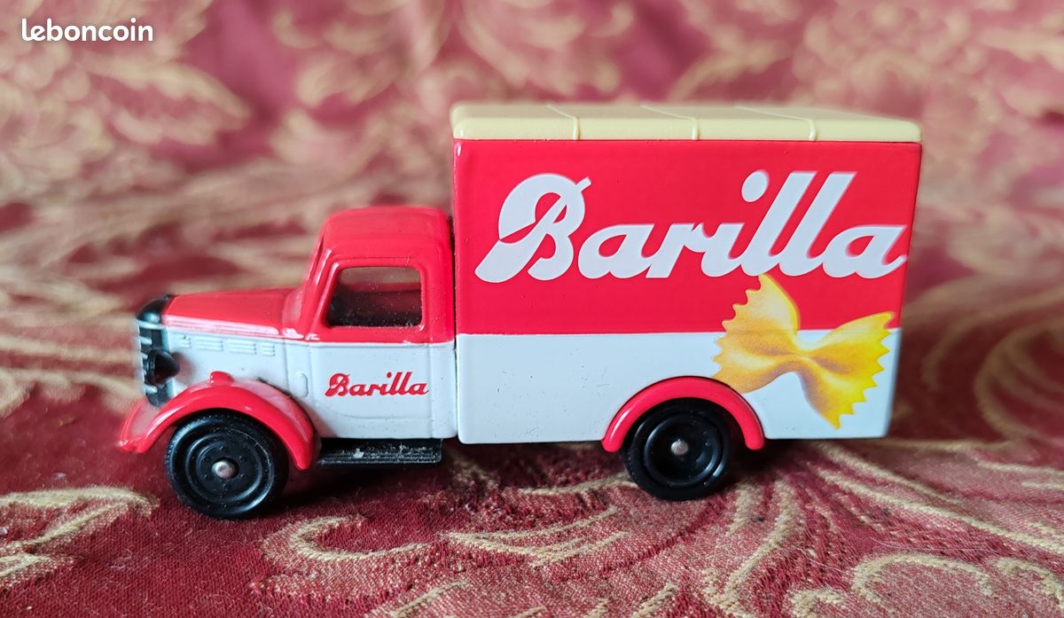 Camion Citerne FORD PARMALAT Guiloy Espagne – 1/64, Métal, Neuf En Boîte (jamais Sorti)