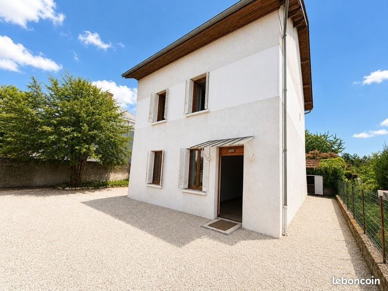 Maison 4 pièces 124 m² · aux Abrets en Dauphiné · 124 m² · 219 000 €