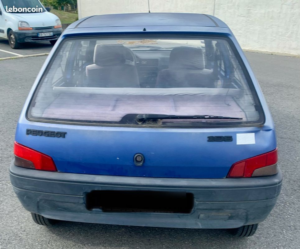 Grille D'aération Coffre Avant Pour Peugeot 106 Kid 3 Portes Essence (1995) - Occasion
