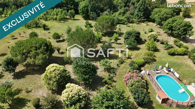 Propriété 9 pièces 262 m²