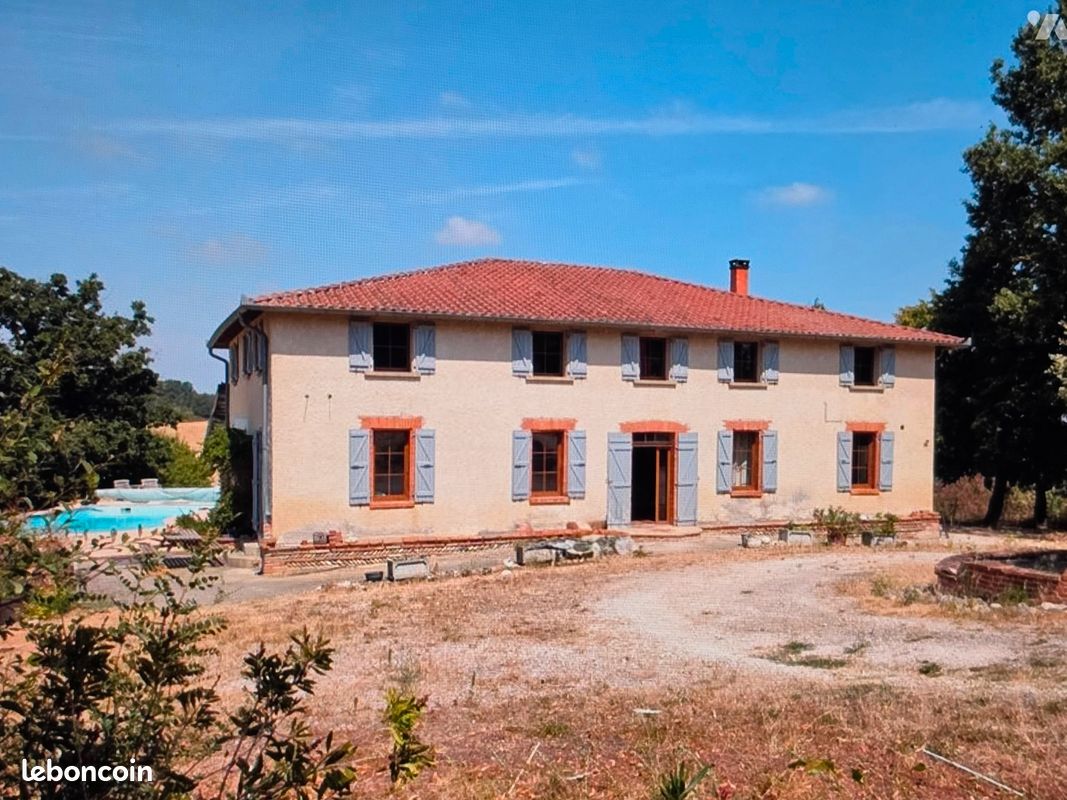 Maison 8 pièces 370 m² · à Rieumes · 370 m² · 690 000 €