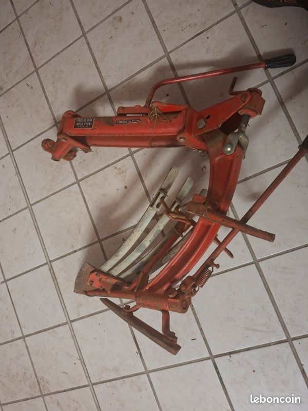 Charrue (image 1)