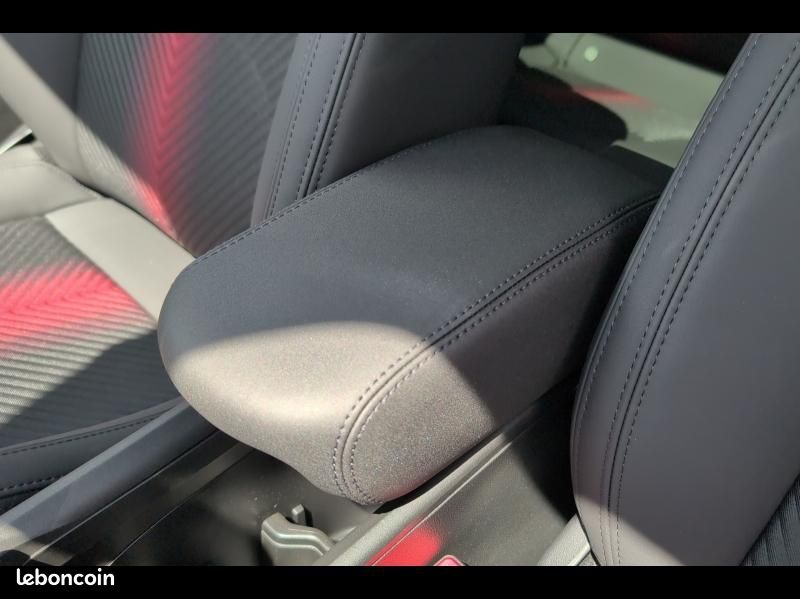 Alfa romeo Junior 1.2 Ibrida 136ch Premium DCT6 Q4 (image 22)