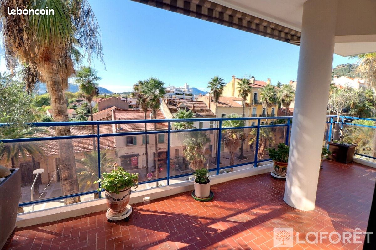 Appartement 4 pièces 102 m² · à Hyères · 102 m² · 472 000 €