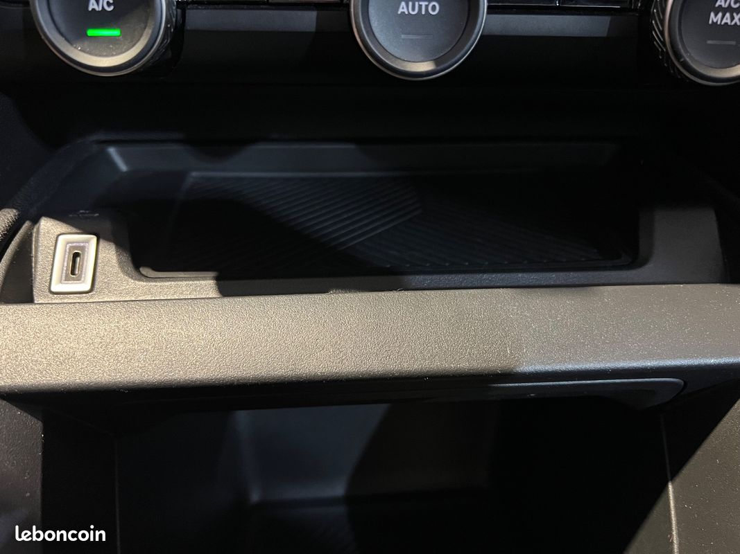CITROEN C4 C4 BlueHDi 110 SS BVM6 Feel Pack (image 20)