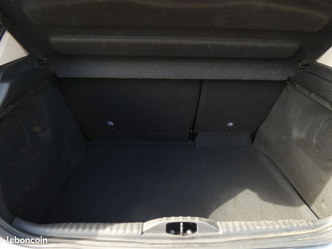 CITROEN C3 C3 BlueHDi 100 Feel Business ( Première main, suivi dispo ) (image 13)