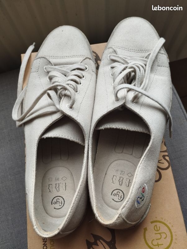 Tennis beige marque Fye taille 38 matières bio neuves (image 4)