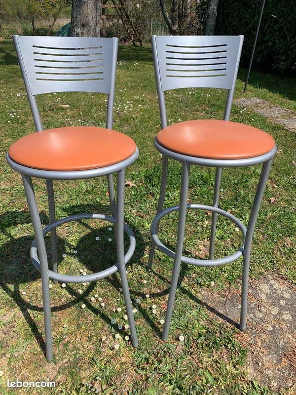 Tabourets snack en métal x 2 (image 3)