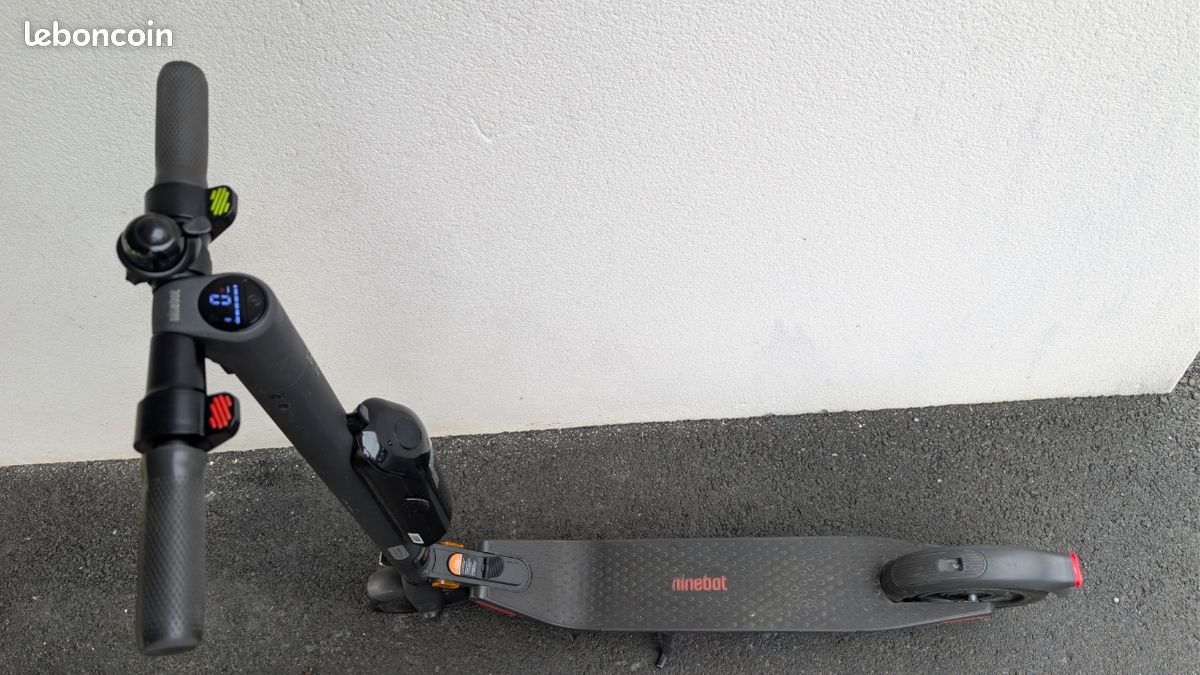 Trottinette électrique Ninebot E45E (image 2)