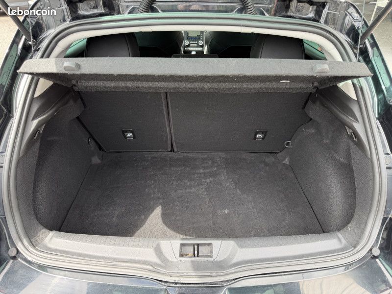 Renault MEGANE IV 1.6 DCI 165CH ENERGY GT EDC (image 14)