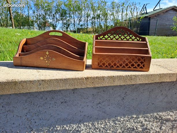 Porte courrier Néogothique en Bronze décor de chimères