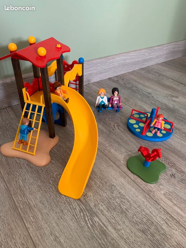 Playmobil aire de jeux (image 2)
