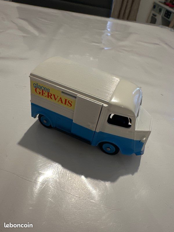 Dinky Toys 25CG Camionnette Citroën 1200kg - Ch. Gervais - Châssis Laqué Noir