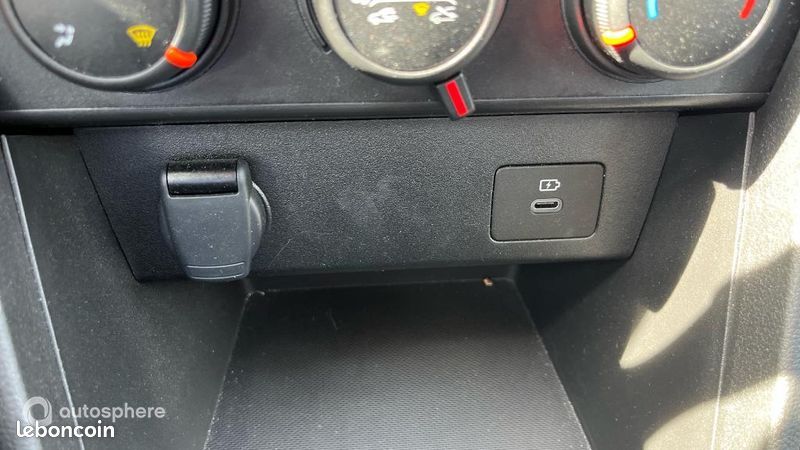 Dacia Sandero 1.0 ECO-G 100ch Stepway Expression -24 (image 30)