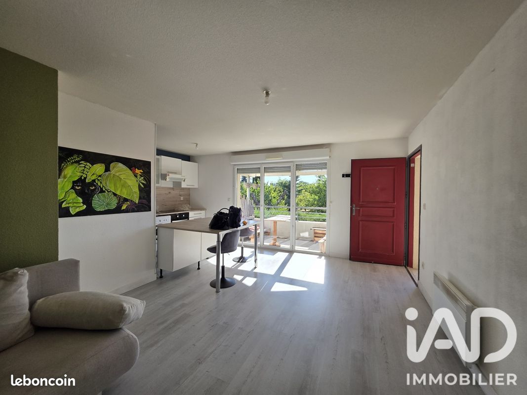 Appartement 2 pièces 43 m² · à Aureilhan · 43 m² · 585 €/mois