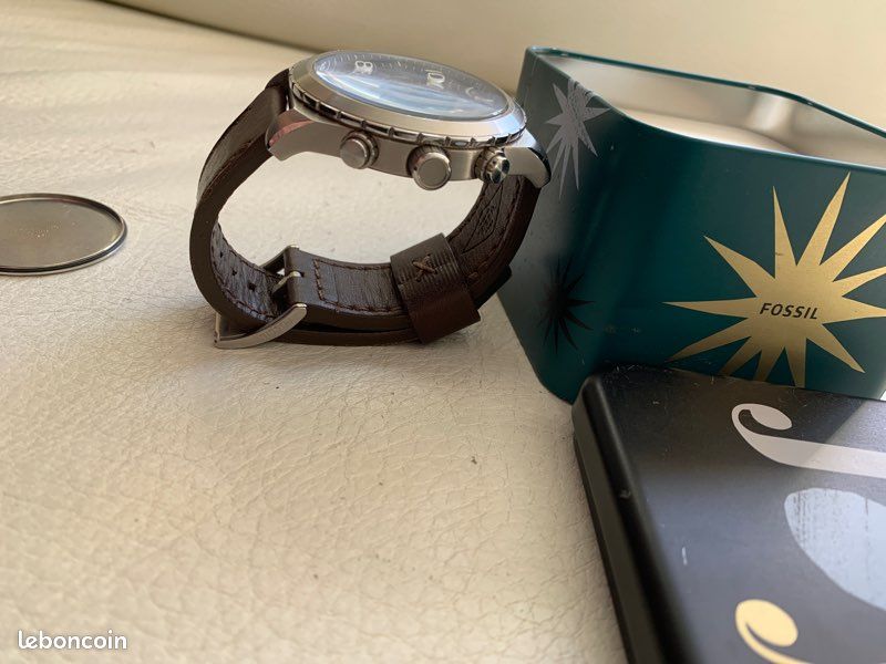 Vend montre fossil (image 3)