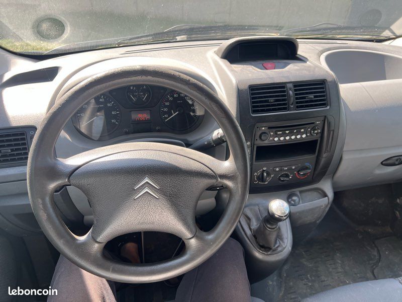 Citroën jumpy (image 3)
