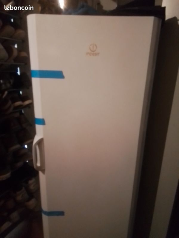 A vendre FRIGO (image 1)