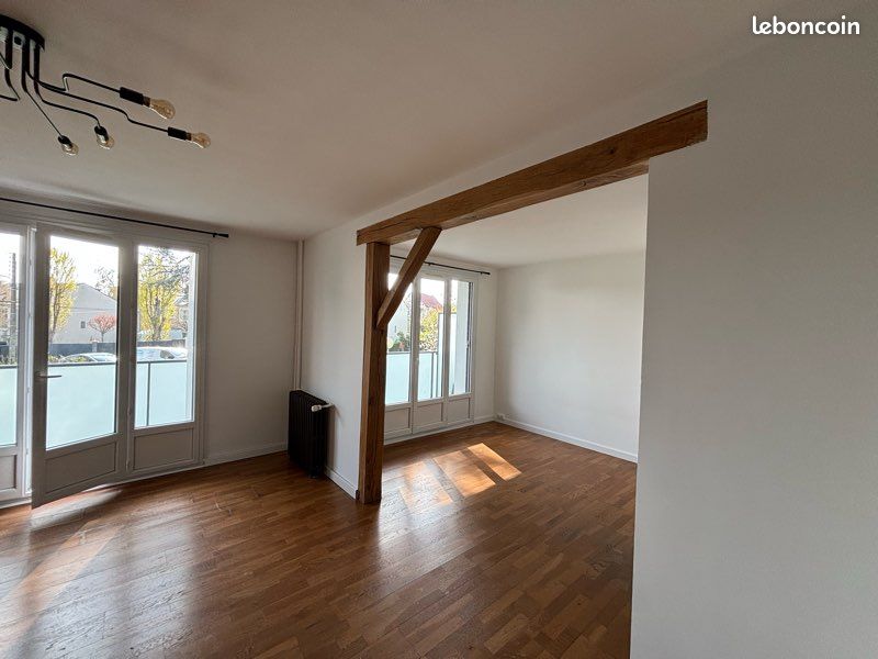 Appartement 4 pièces 72 m² · à Saint-Jean-de-la-Ruelle · 72 m² · 850 €/mois