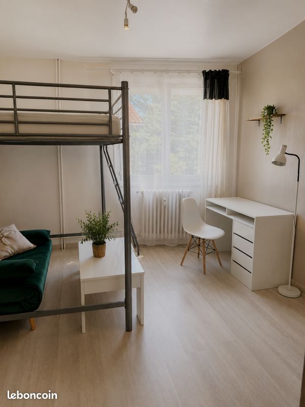 Appartement 1 pièce 17 m² · à Agen · 17 m² · 360 €