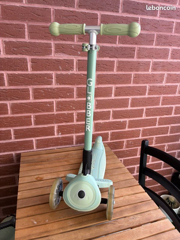 Trottinette Globber 3 roues (image 1)