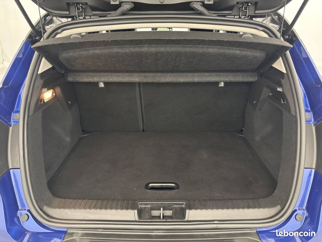 RENAULT Captur TCe 90 Equilibre (image 18)