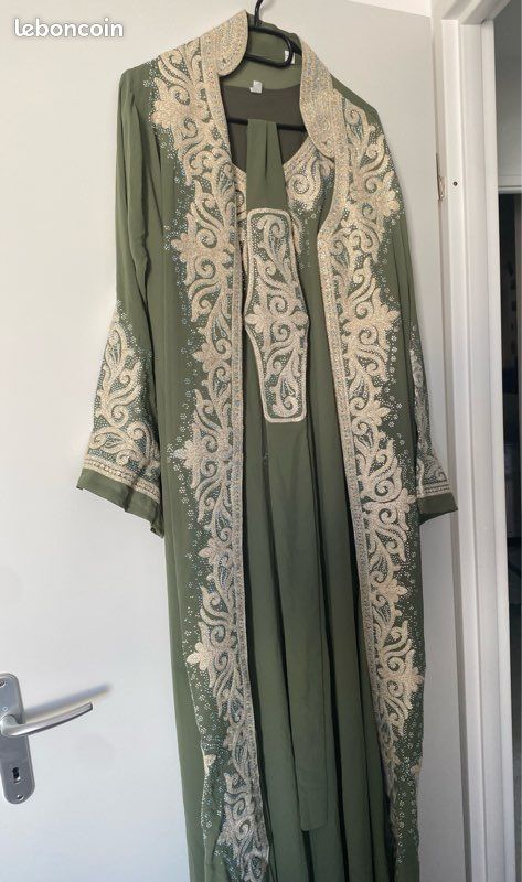 Robe de cérémonie abaya (image 1)