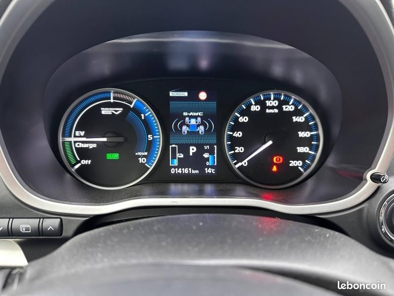 Mitsubishi Eclipse Cross 2.4 MIVEC PHEV 188ch Business 4WD (image 12)