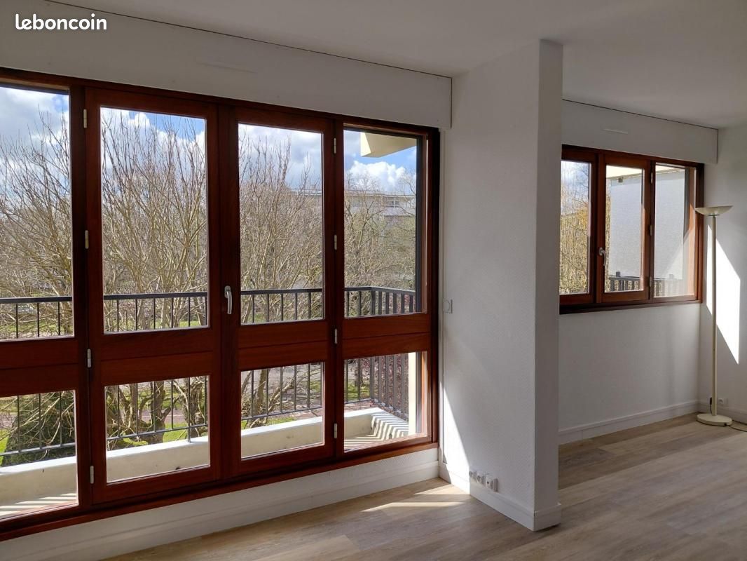 Appartement 1 pièce 26 m² · à Le Chesnay-Rocquencourt · 26 m² · 760 €