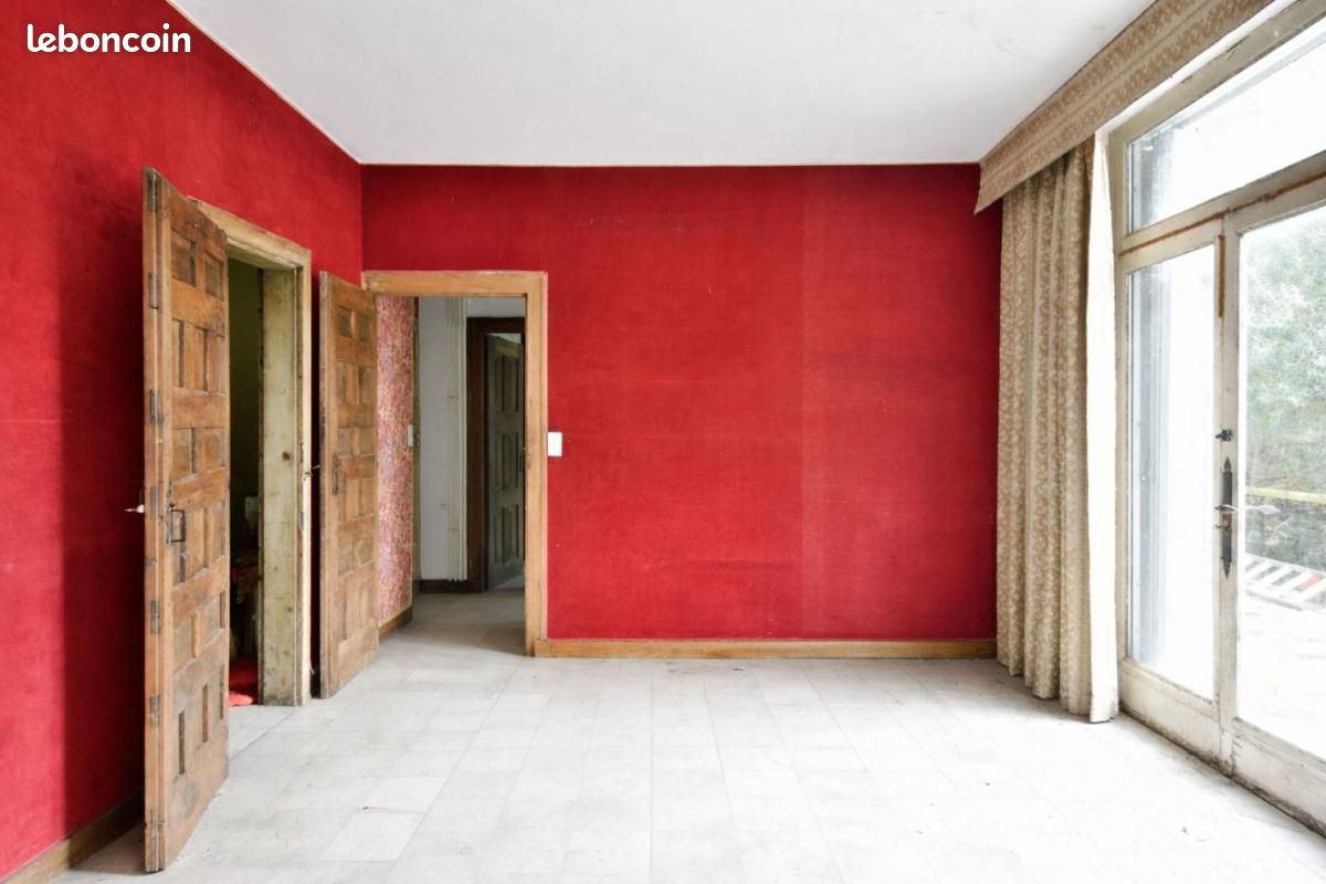 Maison 10 pièces 163 m² · à Cholet · 163 m² · 107 500 €