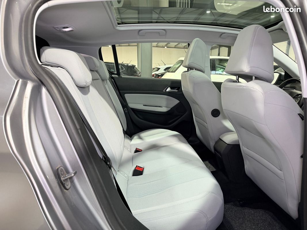 Peugeot 308 2.0 hdi 150 ch eat 6 allure en boite automatique / toit panoramique / aide au stationnement / garantie (image 9)