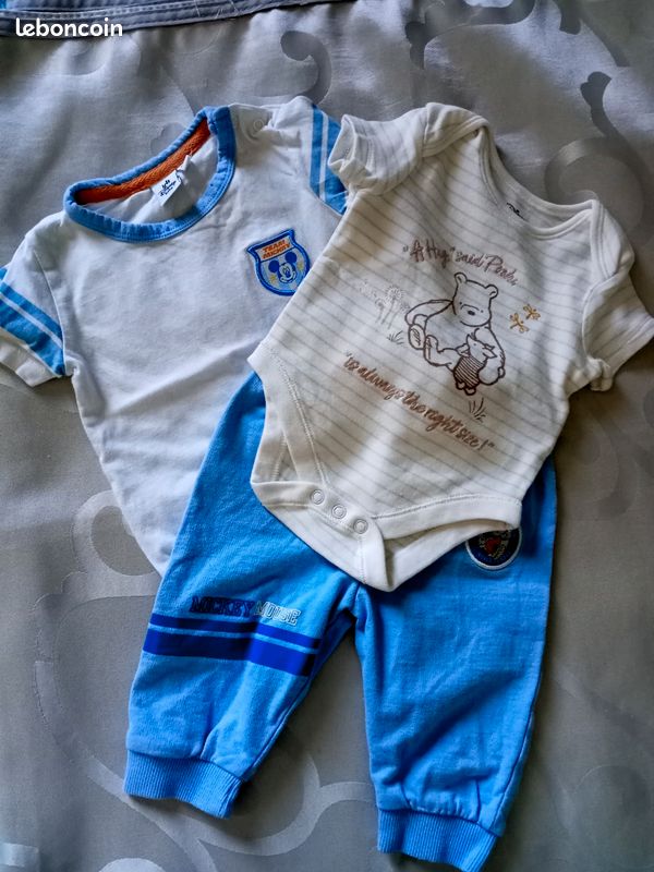 Lot de 3 vêtements 6mois Disney (image 1)
