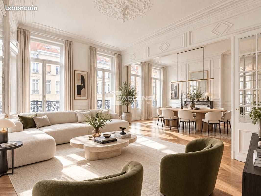 Appartement 4 pièces 126 m² · à Lille · 125,6 m² · 1 930 €/mois