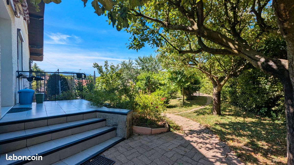 Maison 6 pièces 113 m² · à Sillingy · 113 m² · 610 000 €