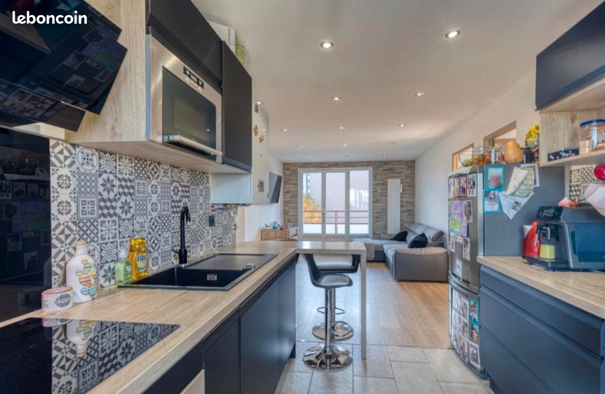 Appartement 4 pièces 60 m² · à Saint-Martin-d'Hères · 60 m² · 145 000 €