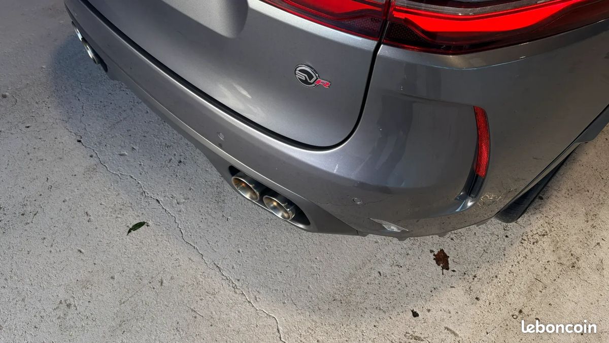 Jaguar F-Pace SVR 5.0 550ch 4x4 - Rare Phase 2 - Toit ouvrant - Son Meridian - Sièges AV/AR et volant chauffants (image 17)
