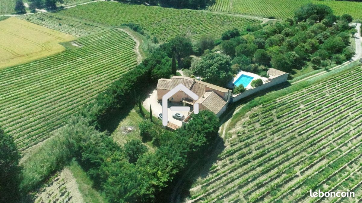 Maison 11 pièces 368 m² · à Visan · 368 m² · 890 000 €