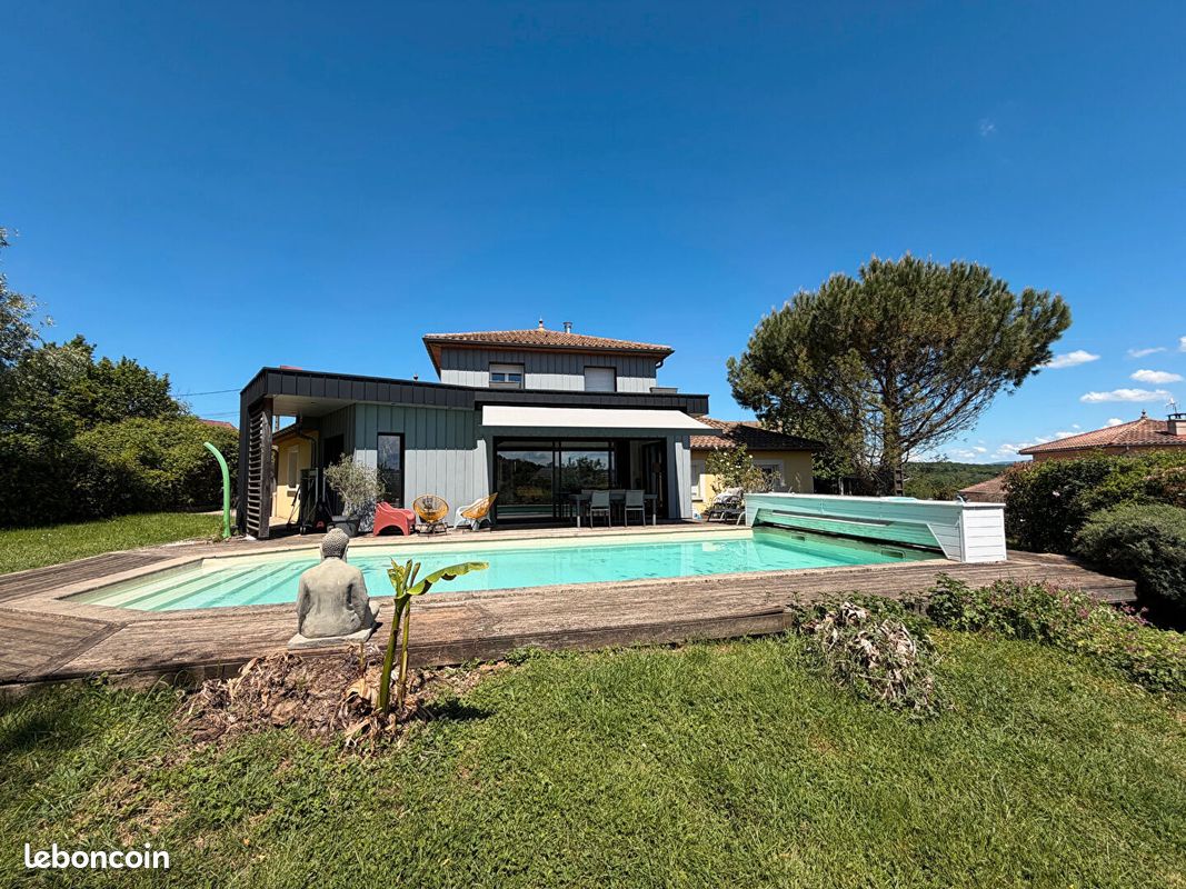 Maison 7 pièces 203 m² · à Mazerolles-le-Salin · 203 m² · 480 000 €