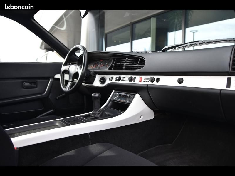 Porsche 968 Coupe 4cyl Club Sport BV6 (image 25)