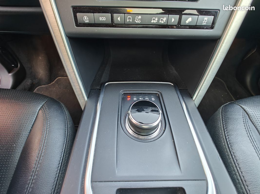 LAND ROVER Discovery Sport 2.0 TD4 180ch HSE Luxury AWD BVA (image 28)