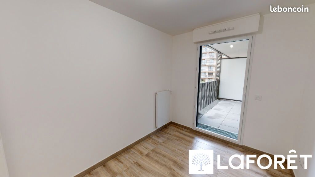 Appartement a louer rueil-malmaison - 3 pièce(s) - 65 m2 - Surfyn