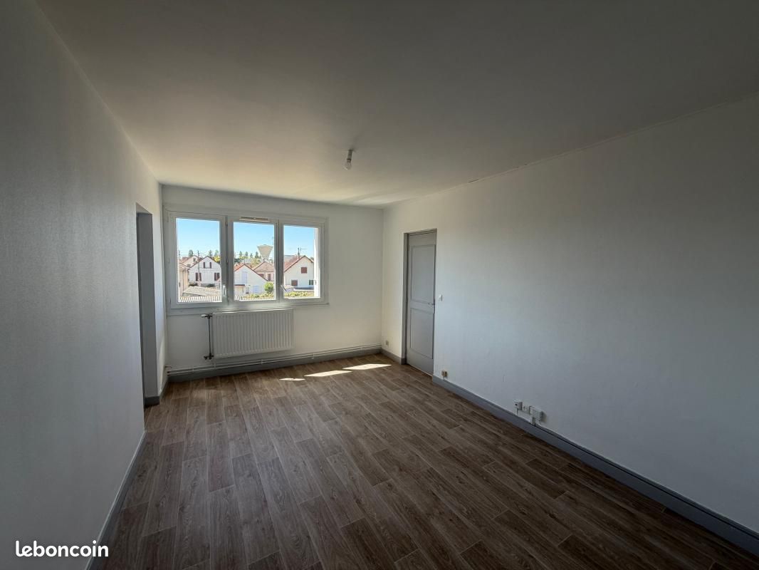 Appartement 3 pièces 60 m² · à Vierzon · 60 m² · 495 €
